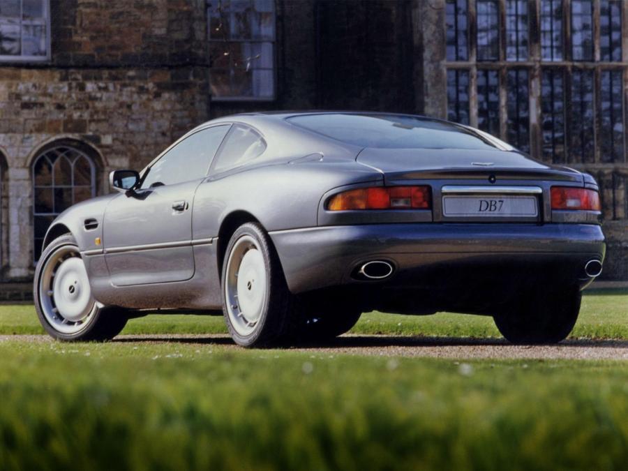  Aston Martin DB7 1994 года  (фото 10 из 19)